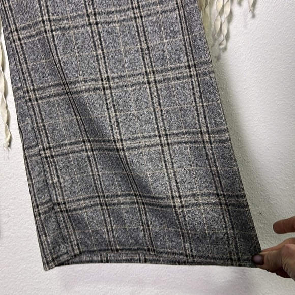 CHALET NWT Pull On Cropped Gray Plaid Wide Leg Pant Size M - Picture 2 of 10